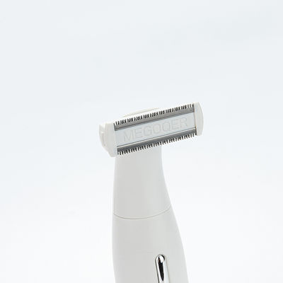 6'da 1 çok fonksiyonel elektrikli tıraş makinesi ve 1 yıllık garanti ve şarj edilebilir USB gücü ile burun tıraş makinesi