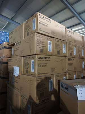 Kolay Şekillendirme için Oval Fıçıya Sahip Çift Voltajlı Çok Fonksiyonlu Saç Kurutma Fırçası